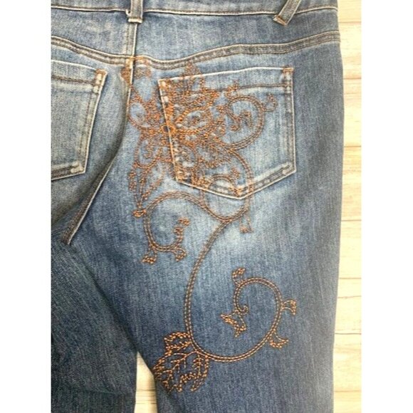 Cache Women's Bootcut Jeans Size 8 Blue Denim with Embroidered Floral Detail - Picture 3 of 8